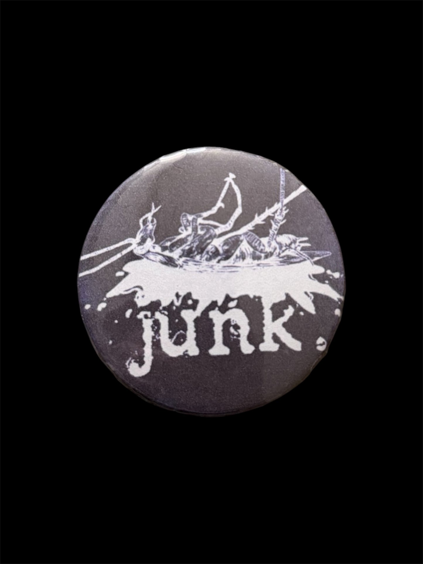 junk. Roach Pin (Black)